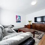 Baeren Guest house 3*
